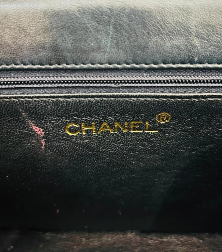 Chanel Vintage Patent Leather 'CC' Logo Crossbody Bag