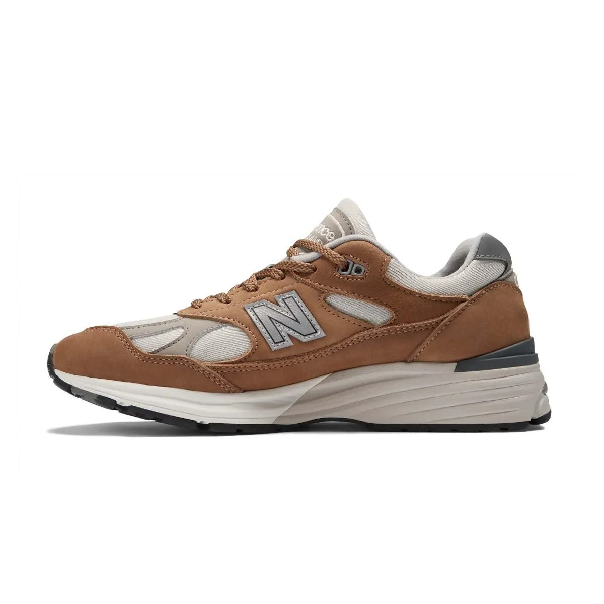 in UK 991v2 'Coco Mocca'