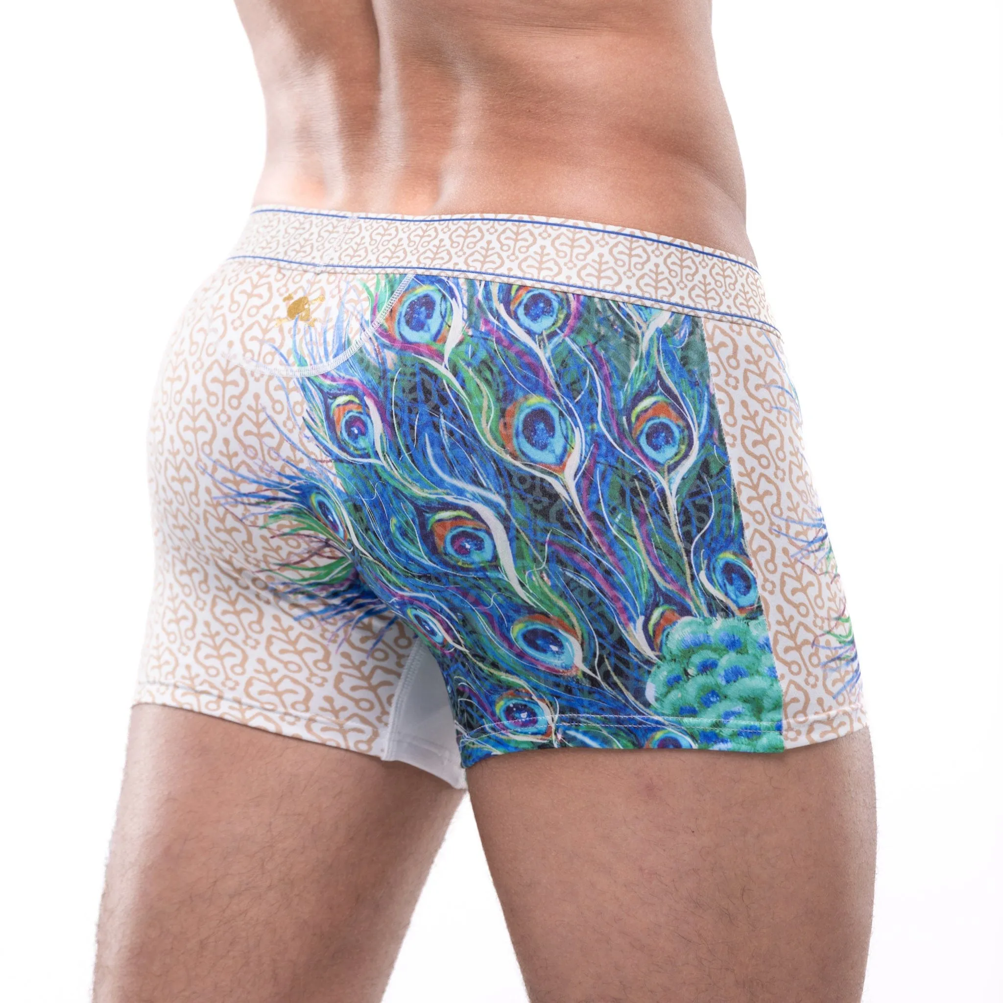 Peacock Trunk White