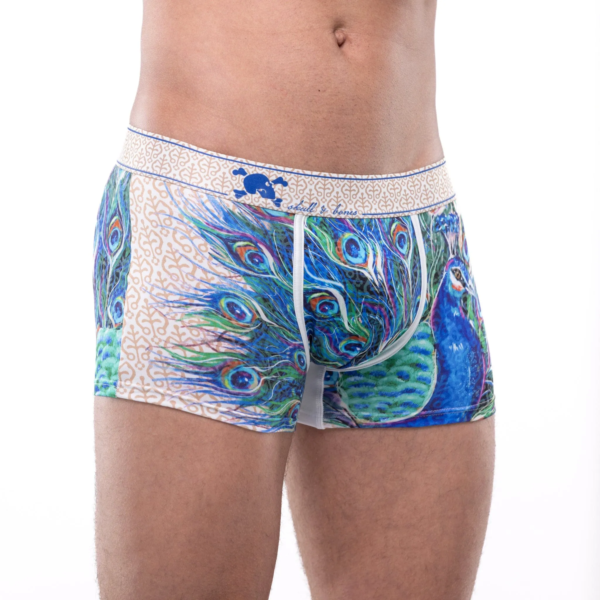 Peacock Trunk White